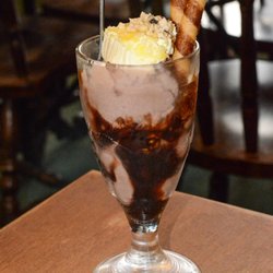 The St. Buryan Inn - Chocolate ice cream