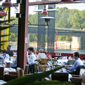 Quai Ouest - French Near Me - Saint Cloud, 92