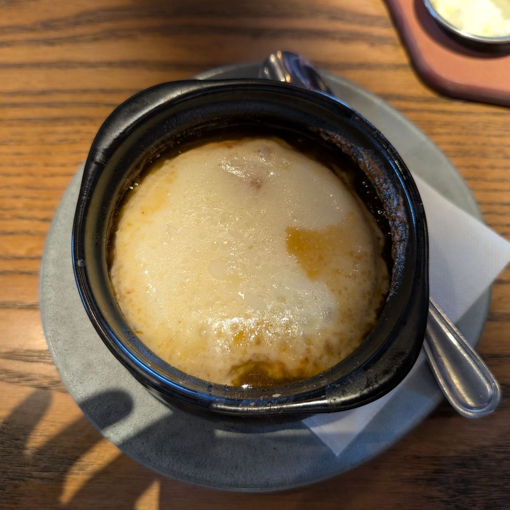 Outback Steakhouse - French onion soup (not really full) - Steakhouses Near Me - Wildwood, Florida Outback Steakhouse - French onion soup (not really full) - Steakhouses Near Me - Wildwood, Florida