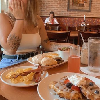 Another Broken Egg Cafe - City grits, biscuits and gravy and the cinnamon roll French toast! - Breakfast & Brunch Near Me - West Lafayette, Indiana Another Broken Egg Cafe - City grits, biscuits and gravy and the cinnamon roll French toast! - Breakfast & Brunch Near Me - West Lafayette, Indiana