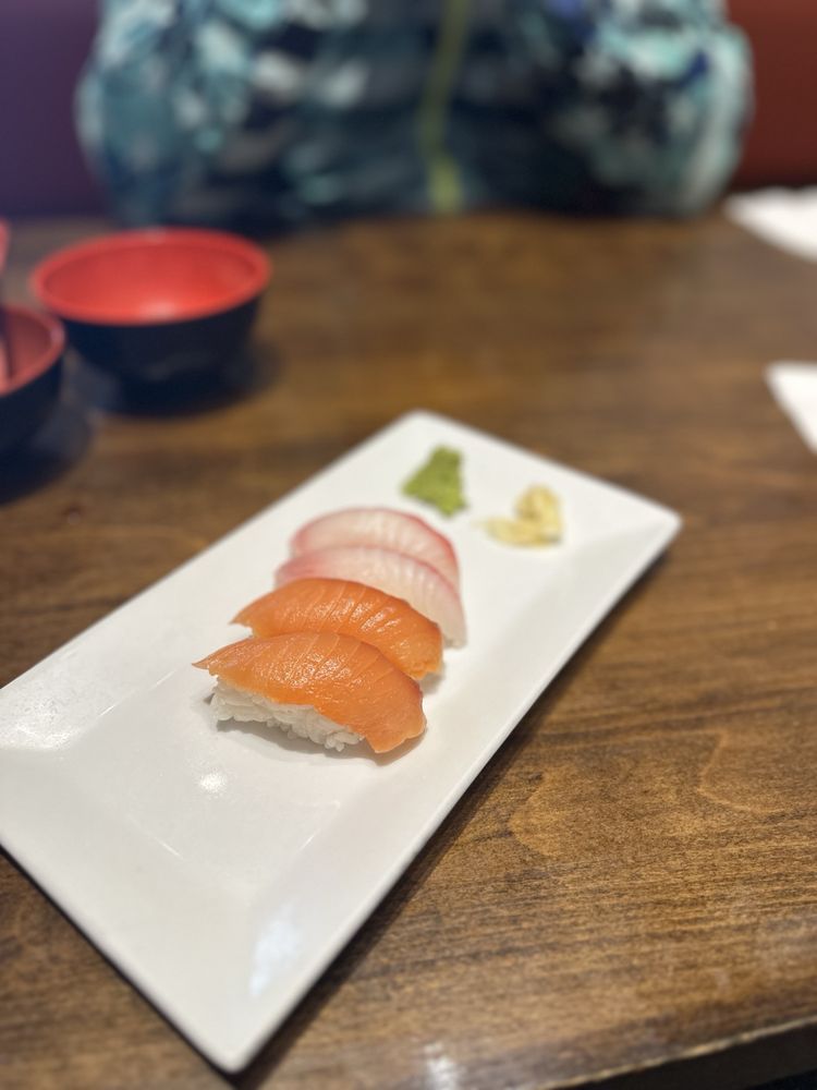 Sakura Sushi Bar Japanese Restaurant