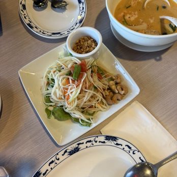 Thai Kitchen - Papaya Salad - Thai Near Me - Tahoe City, California Thai Kitchen - Papaya Salad - Thai Near Me - Tahoe City, California