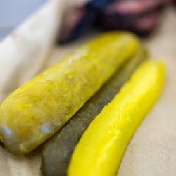 Mike's Backyard BBQ - Das Pickle!