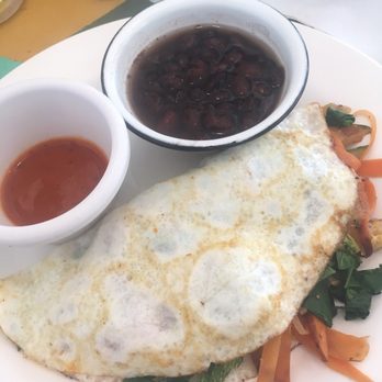 Que Huevos - Veggie Omelette - Breakfast & Brunch Near Me - Playa del Carmen, ROO Que Huevos - Veggie Omelette - Breakfast & Brunch Near Me - Playa del Carmen, ROO