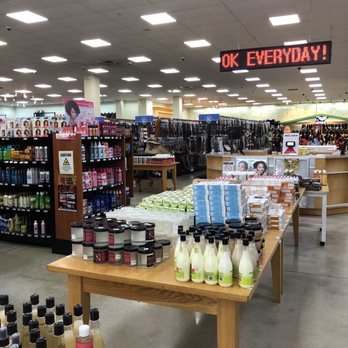 Beauty Master - More hair products - Cosmetics & Beauty Supply Near Me - East Point, Georgia