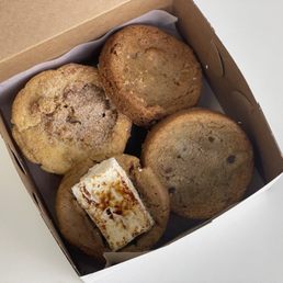 Brown Butter Chocolate Chip Cookie