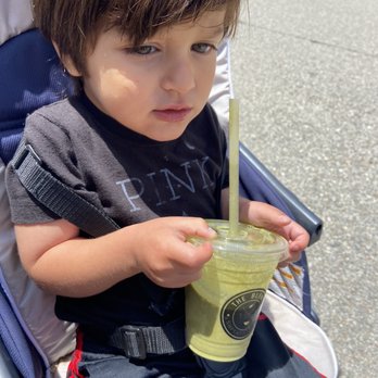 The Blend Superfood Bar - Child size strawberry smoothie with spinach added - Juice Bars & Smoothies Near Me - Oxnard, California The Blend Superfood Bar - Child size strawberry smoothie with spinach added - Juice Bars & Smoothies Near Me - Oxnard, California