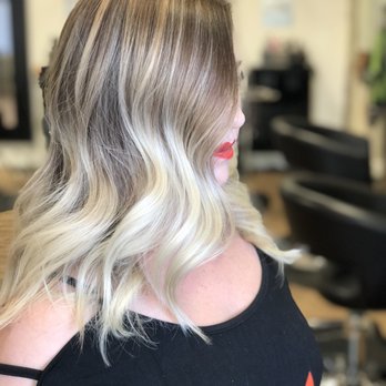 Anneliese O'Bannon-Robles - Who doesn't love this platinum grow with some baby lights! - Hair Stylists Near Me - San Diego, California Anneliese O'Bannon-Robles - Who doesn't love this platinum grow with some baby lights! - Hair Stylists Near Me - San Diego, California