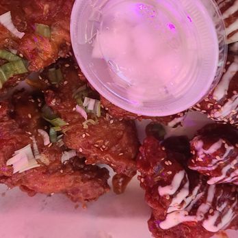 Noori Chicken/ Pocha - Left is soy fried chicken and right with white sauce is supreme fried chicken - Korean Near Me - Clawson, Michigan