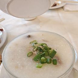 rice porridge with century egg