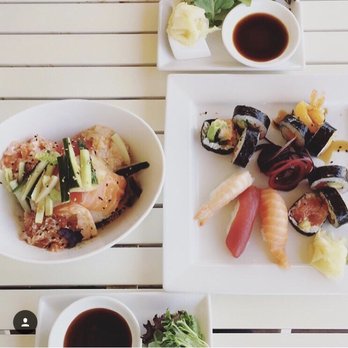 Avocado Sushi du Village - Sushi Bars Near Me - Pointe-Claire, Quebec Avocado Sushi du Village - Sushi Bars Near Me - Pointe-Claire, Quebec