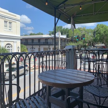 One Flight Up Cafe - Morning views of mount Dora :) - Salad Near Me - Mount Dora, Florida