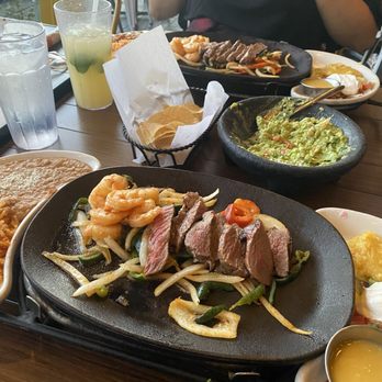 Chevys Fresh Mex - Mexican Near Me - Sacramento, California
