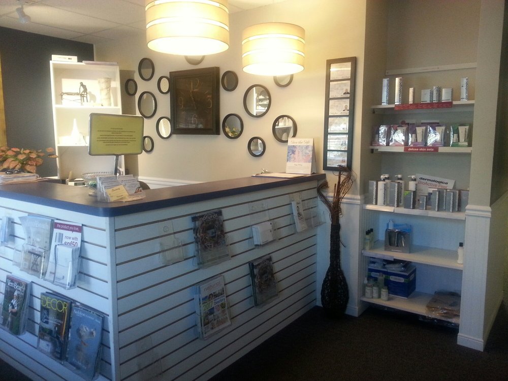 Massage and Facial Works Skin Care 2092 6th Ave, Vero Beach, FL
