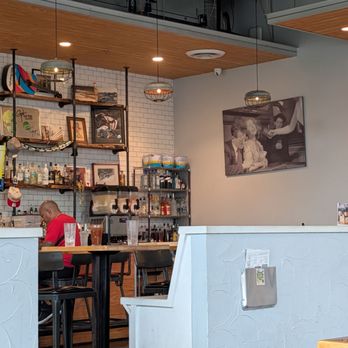 Industry - Bar Area - New American Near Me - Austin, Texas