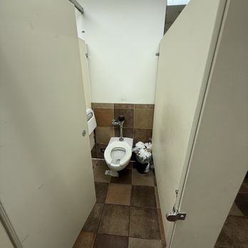T J Maxx - These bathrooms are very nasty they don't bother cleaning them . Sad to see that even the employees there are disgusting. - Department Stores Near Me - Pembroke Pines, Florida T J Maxx - These bathrooms are very nasty they don't bother cleaning them . Sad to see that even the employees there are disgusting. - Department Stores Near Me - Pembroke Pines, Florida
