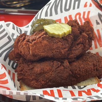 Howlin' Ray's - Tenders! Medium+ was PLENTY hot! - Southern Near Me - Pasadena, California Howlin' Ray's - Tenders! Medium+ was PLENTY hot! - Southern Near Me - Pasadena, California