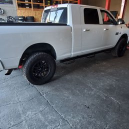 Wheels and tires mounted. Wheels and tires mounted.