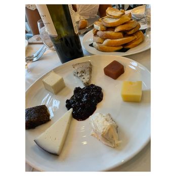 La Nouvelle Maison - 5 Cheese Plate - French Near Me - Boca Raton, Florida La Nouvelle Maison - 5 Cheese Plate - French Near Me - Boca Raton, Florida