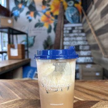 Coffeeholic House - Coffeeholic Dream iced medium - Coffee & Tea Near Me - Seattle, Washington