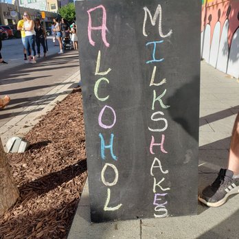 Gordon’s Milkshake Bar - Desserts Near Me - Indianapolis, Indiana