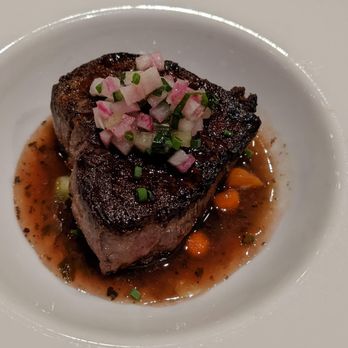 MW Restaurant - New American Near Me - Honolulu, Hawaii