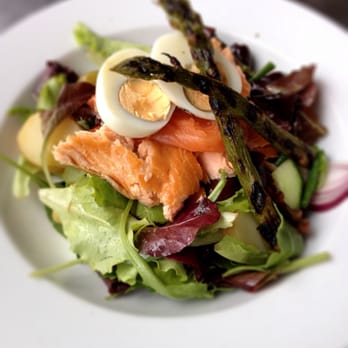 Yorkshire Sculpture Park - Delicious salmon salad - Parks Near Me - Wakefield, XWY