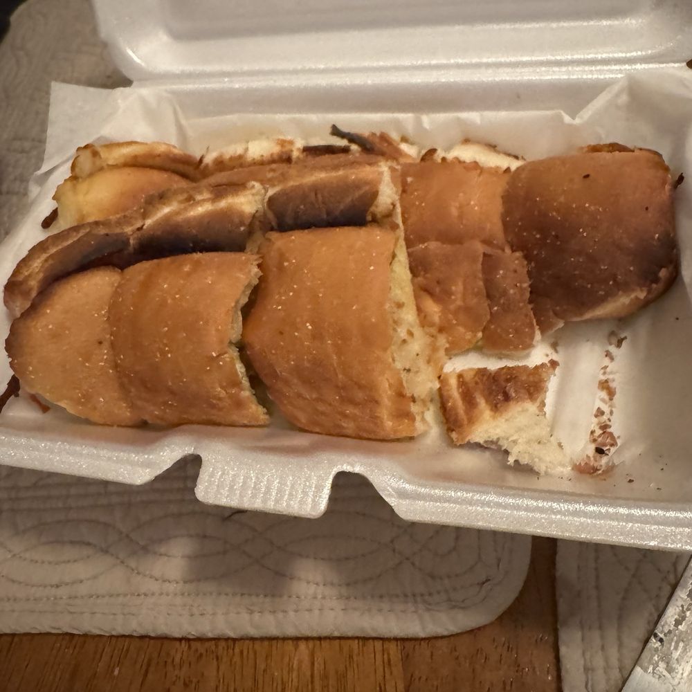 Roma's Cafe - Cheese garlic bread - American Near Me - Cockeysville, Maryland Roma's Cafe - Cheese garlic bread - American Near Me - Cockeysville, Maryland