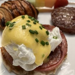 Eggs Benedict