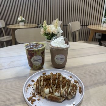 Toasted Verse - Desserts Near Me - Sherman Oaks, California