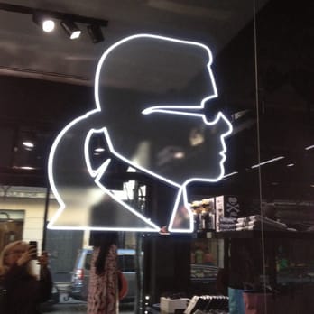 Karl Lagerfeld - Women's Clothing Near Me - Anvers, VAN