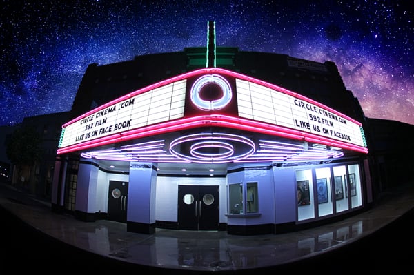 Circle Cinema by null
