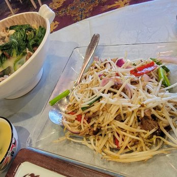 Chef's House  - Peking Duck - Duck Bean Sprout Stir Fry - Chinese Near Me - Duluth, Georgia