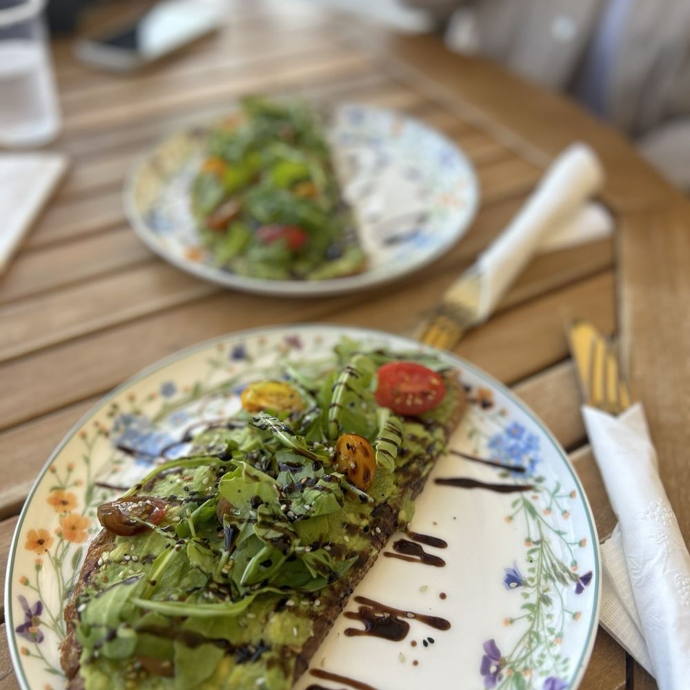 Cafe Magnolia - Avocado Toast Balsamic Glaze - Sandwiches Near Me - Kennewick, Washington Cafe Magnolia - Avocado Toast Balsamic Glaze - Sandwiches Near Me - Kennewick, Washington