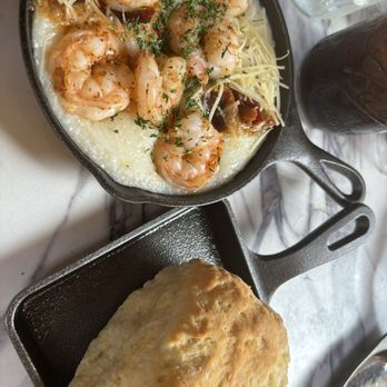 Two Cracked Eggs-River Street - Shrimp & Grits - Beverage Store Near Me - Savannah, Georgia Two Cracked Eggs-River Street - Shrimp & Grits - Beverage Store Near Me - Savannah, Georgia
