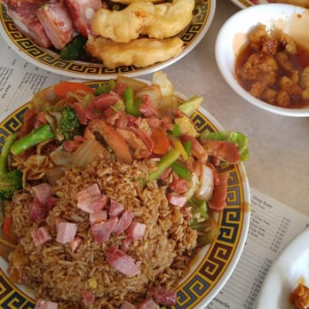 Lum's Chop Suey - Lums plate Dinner & The B Order - Chinese Near Me - Fresno, California