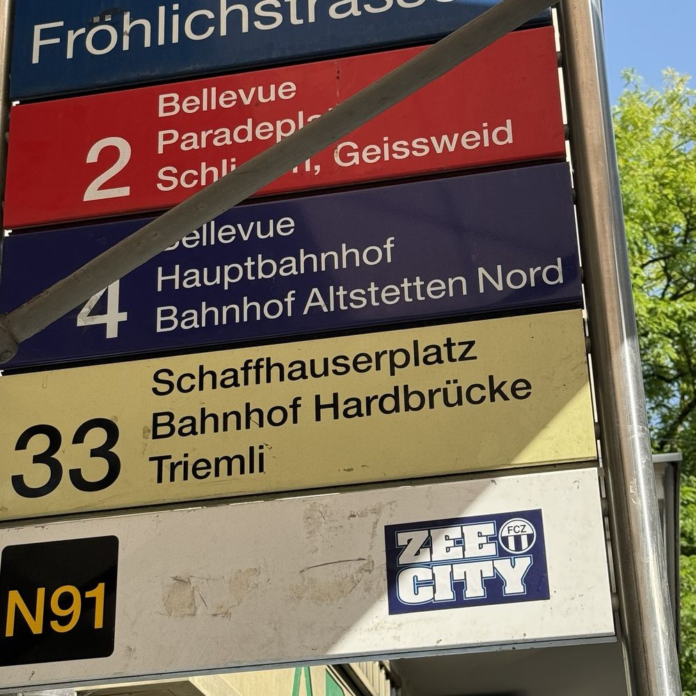 Aparthotel - Train stop: Frohlichstrasse - Hotels Near Me - Zürich, ZH