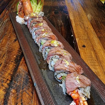 Ganzo Sushi - Surf N Turf Roll - Ramen Near Me - Delray Beach, Florida