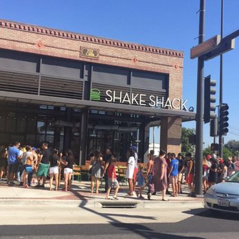 Shake Shack Glendale - the line around 2 pm on a saturday - Burgers Near Me - Glendale, California