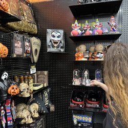 Spirit Halloween