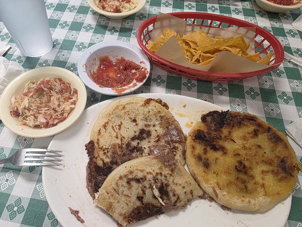 El Salvador Restaurant