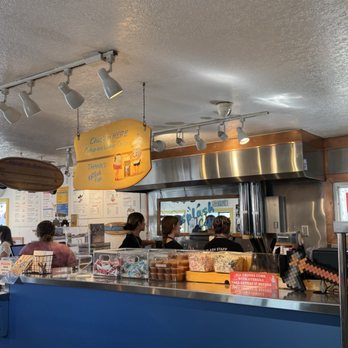 Splash Cafe - Neat area - American Near Me - Pismo Beach, California Splash Cafe - Neat area - American Near Me - Pismo Beach, California