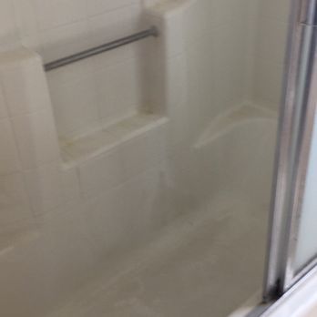 Nicole Wells Housekeeping - before - Home Cleaning Near Me