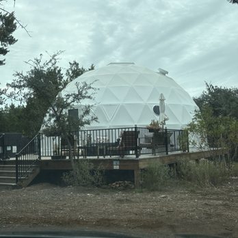 Luxury Stargazing Geodome Experiece - Vacation Rentals Near Me - Bertram, Texas