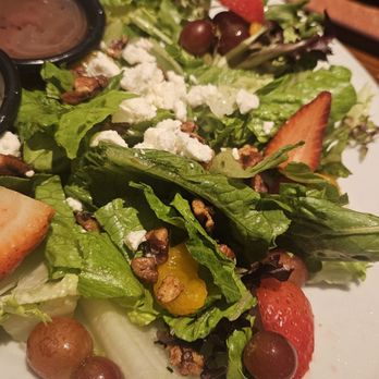 LongHorn Steakhouse - Signature salad - Steakhouses Near Me - Georgetown, Texas LongHorn Steakhouse - Signature salad - Steakhouses Near Me - Georgetown, Texas