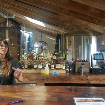 Kinsmen Brewing - Breweries Near Me - Milldale, Connecticut