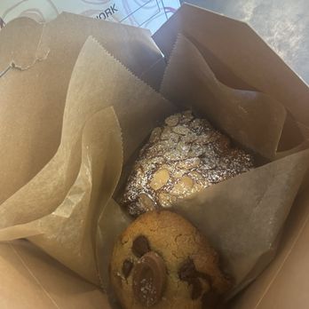 La Maison by Cafe Dear Leon - Almond crossiant and chocolate cookie - Coffee & Tea Near Me - Baltimore, Maryland