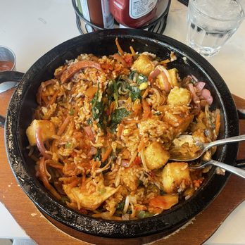 Sweet Maple - Sizzling Stonepot with tofu - Breakfast & Brunch Near Me - Santa Monica, California
