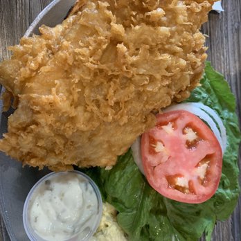 Da Kitchen Maui - Mahi sandwich - Hawaiian Near Me - Kihei, Hawaii