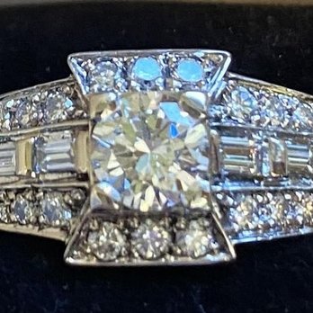 Jonathon's - Jewelry Near Me - Astoria, Oregon